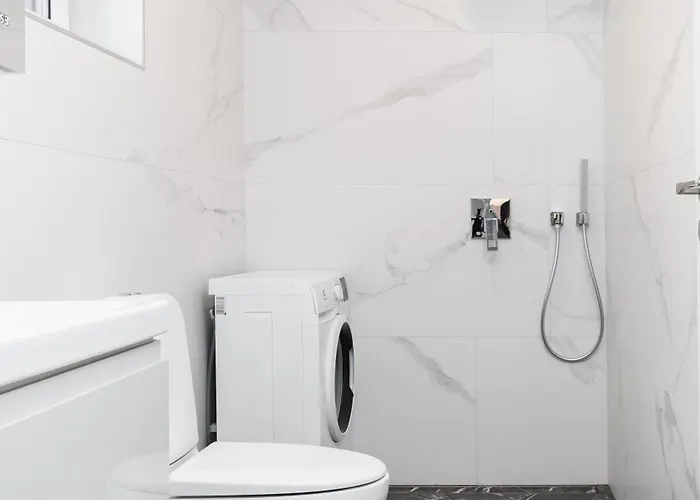 Posti S * بارنو